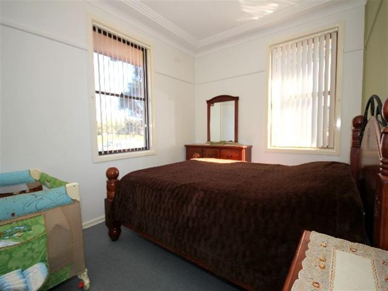 14 Lowana Street, Villawood NSW 2163