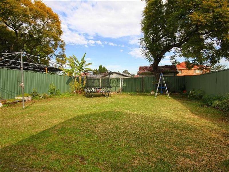 46 Ashby Avenue, Yagoona NSW 2199