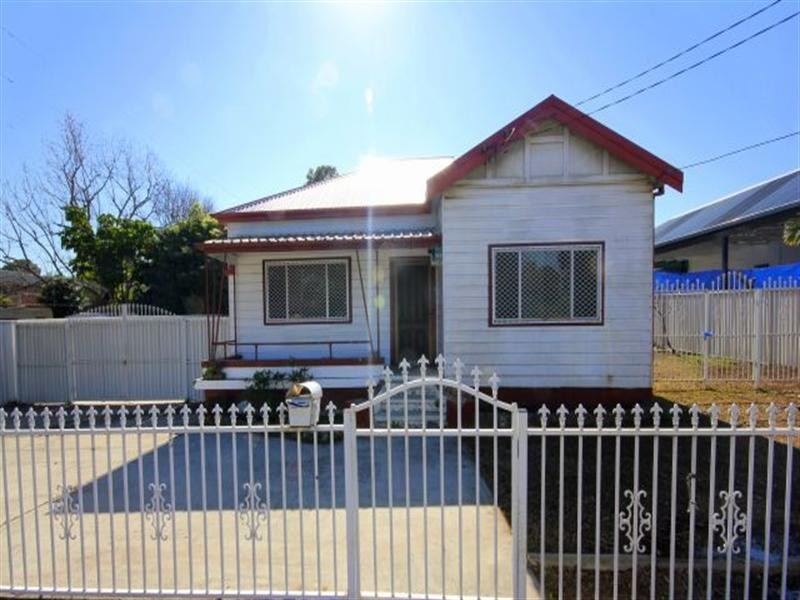 207 Wattle Street, Bankstown NSW 2200