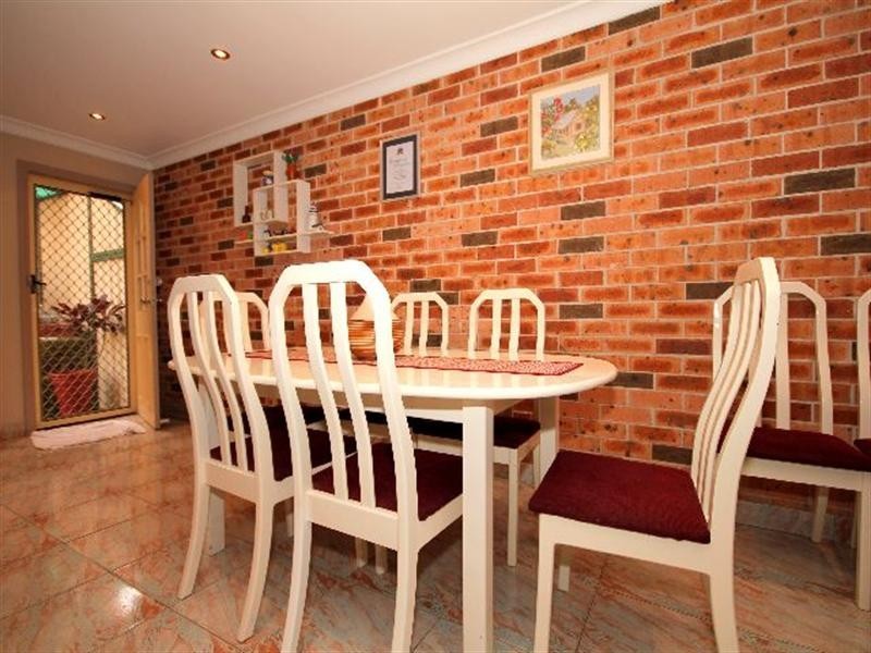 4/216 Old Kent Road, Greenacre NSW 2190