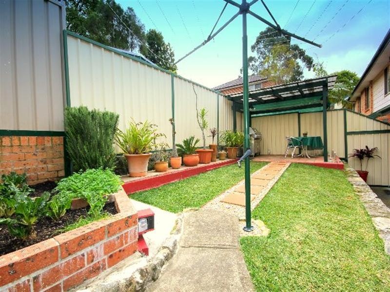 4/216 Old Kent Road, Greenacre NSW 2190
