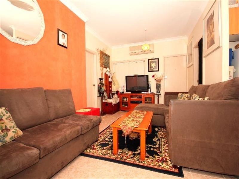 34 Hebe Street, Greenacre NSW 2190