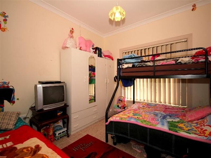 34 Hebe Street, Greenacre NSW 2190