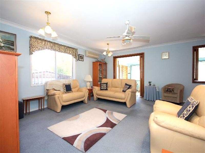 4 Jennings Avenue, Bass Hill NSW 2197