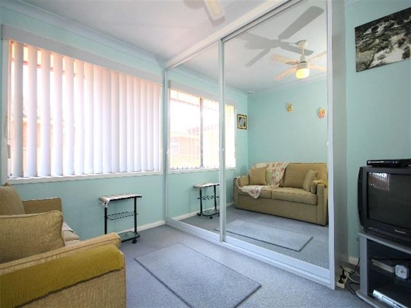 4 Jennings Avenue, Bass Hill NSW 2197