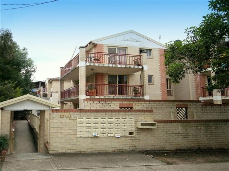 14/17 Stanley Street, Bankstown NSW 2200