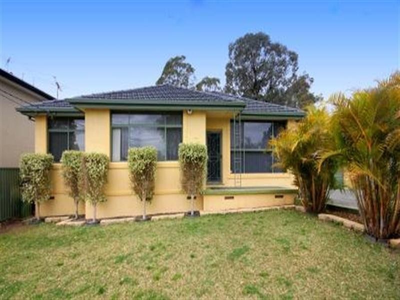 7 Leighdon Street, Bass Hill NSW 2197