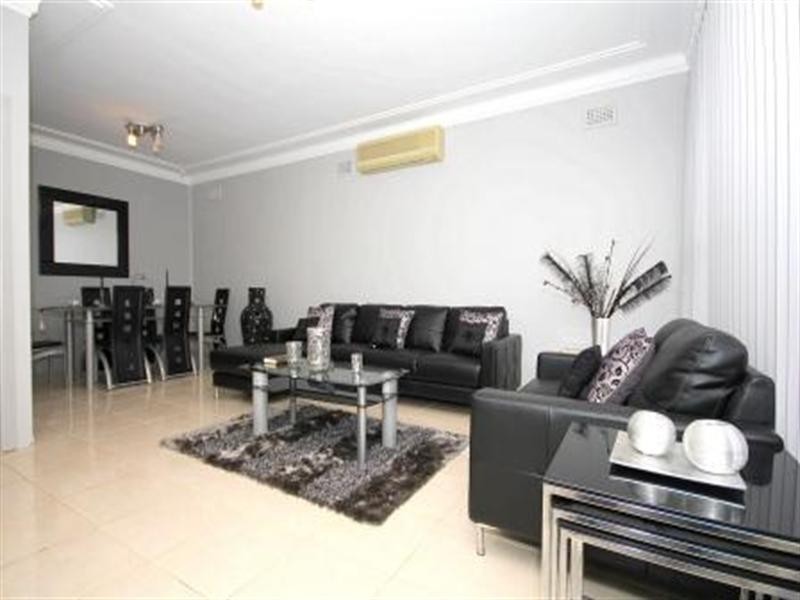 7 Leighdon Street, Bass Hill NSW 2197