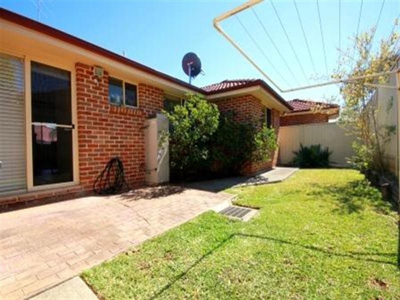 3/119 Brunker Road, Yagoona NSW 2199