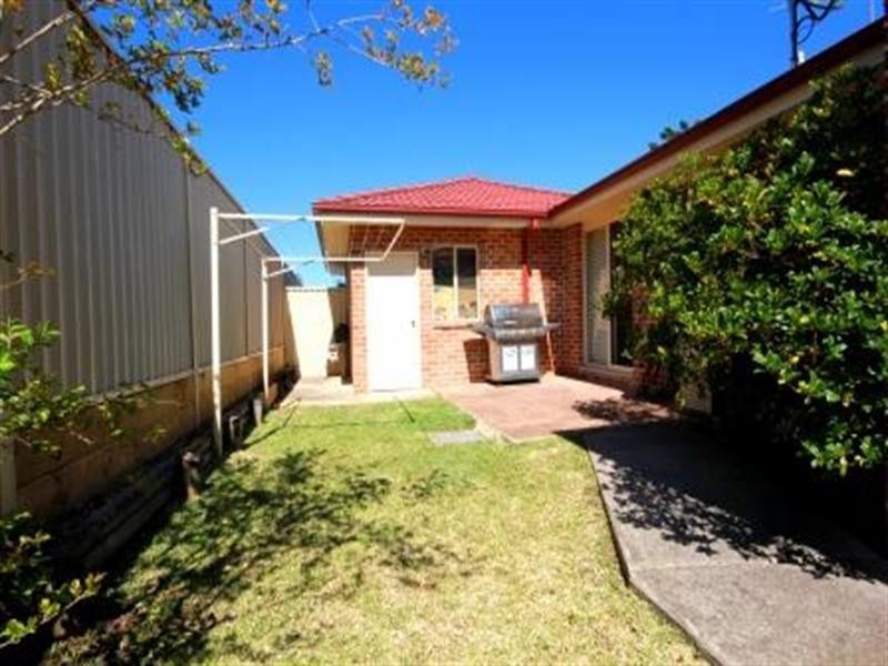 3/119 Brunker Road, Yagoona NSW 2199