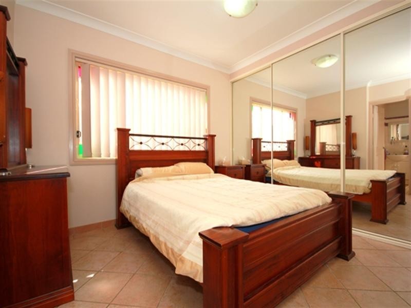 4/250 Edgar Street, Condell Park NSW 2200