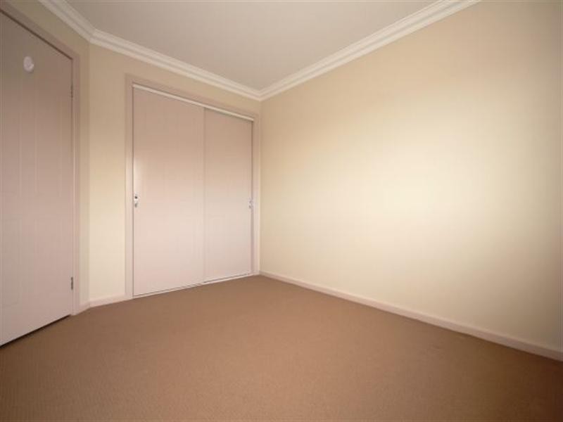 2/14 Jensen Street, Condell Park NSW 2200