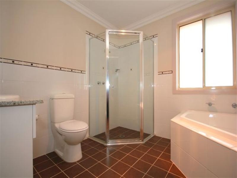 2/14 Jensen Street, Condell Park NSW 2200