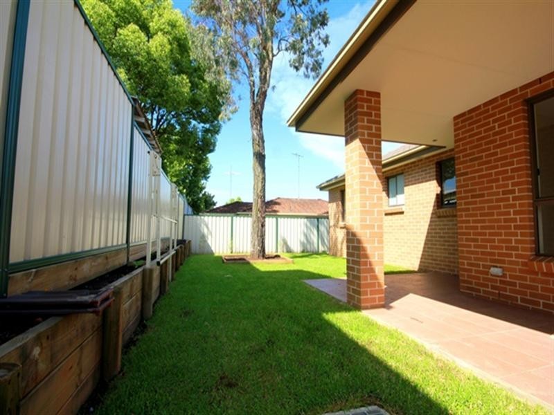 4/117 Brunker Road, Yagoona NSW 2199