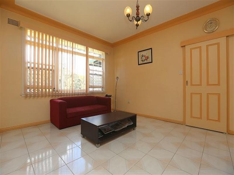 15 Collins Crescent, Yagoona NSW 2199