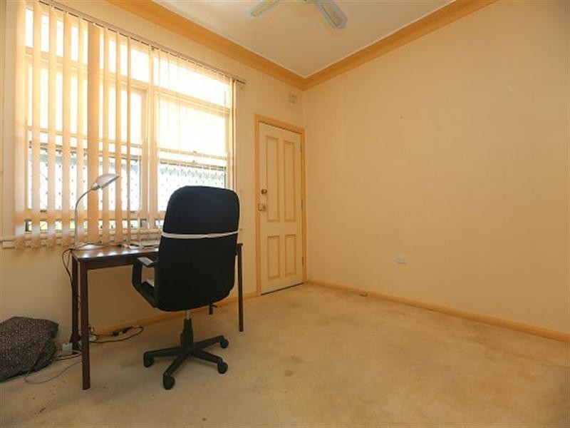 15 Collins Crescent, Yagoona NSW 2199