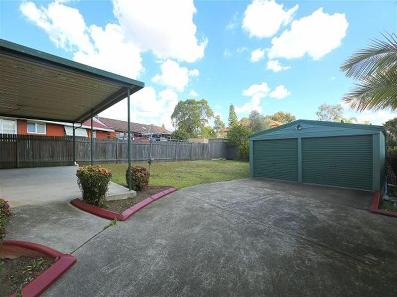 15 Collins Crescent, Yagoona NSW 2199