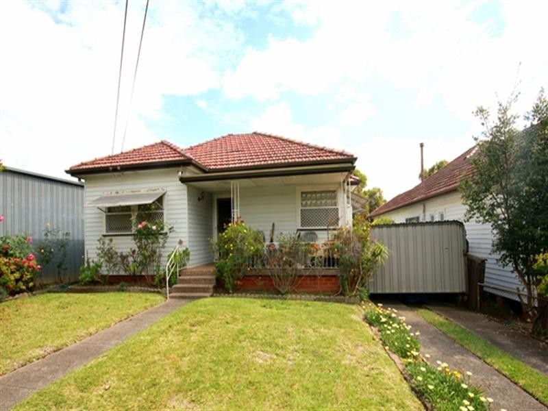 90 Ashby Avenue, Yagoona NSW 2199