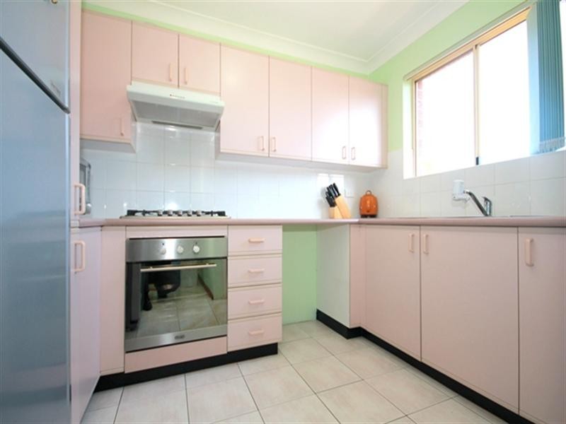 4/4-6 Dellwood Street, Bankstown NSW 2200