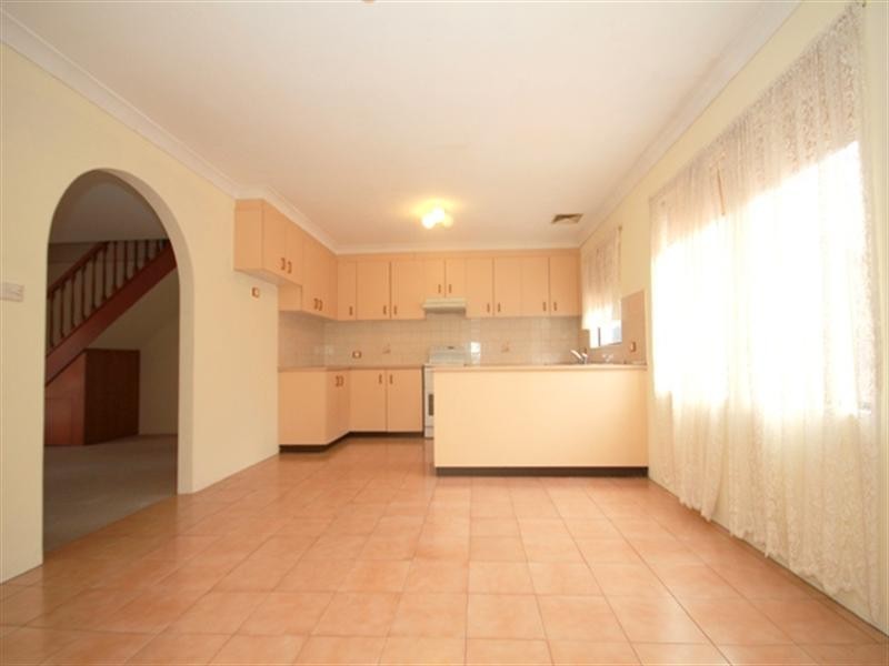 12/184 Birdwood Road, Georges Hall NSW 2198