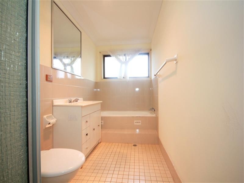 12/184 Birdwood Road, Georges Hall NSW 2198