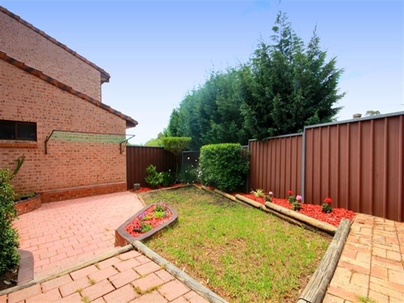 12/184 Birdwood Road, Georges Hall NSW 2198