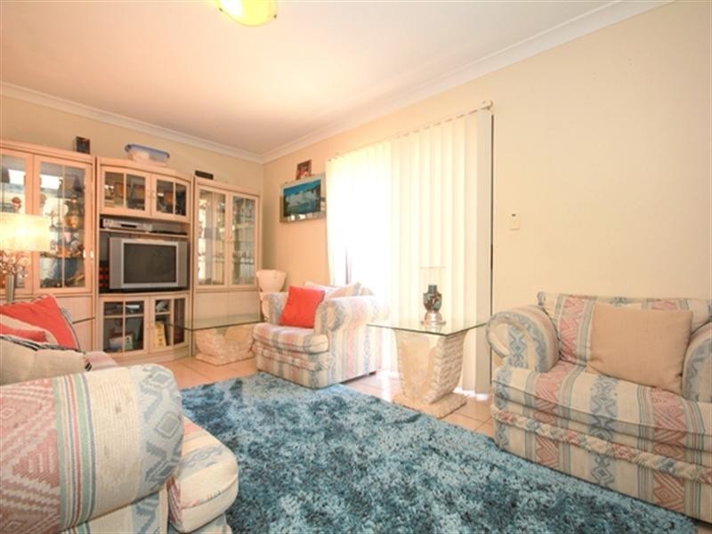 3/136 Greenacre Road, Greenacre NSW 2190