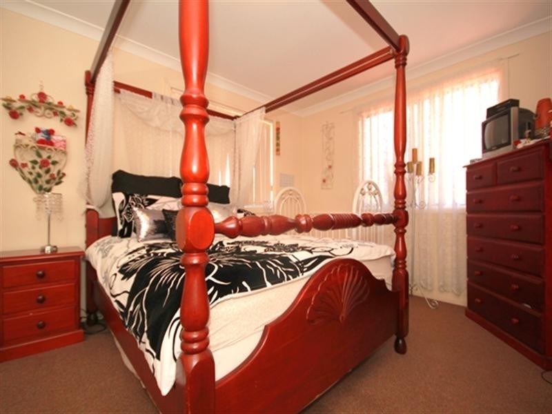 3/136 Greenacre Road, Greenacre NSW 2190