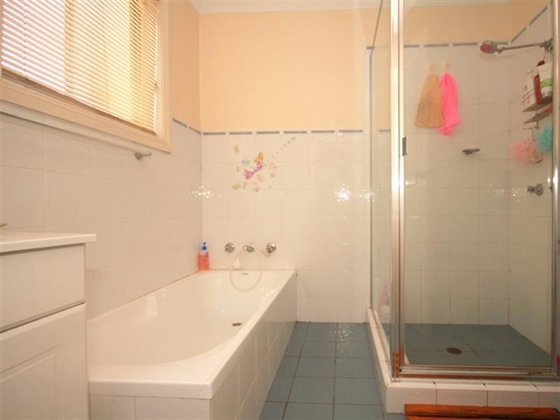 3/136 Greenacre Road, Greenacre NSW 2190