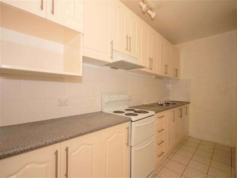 10/27 Raymond Street, Bankstown NSW 2200