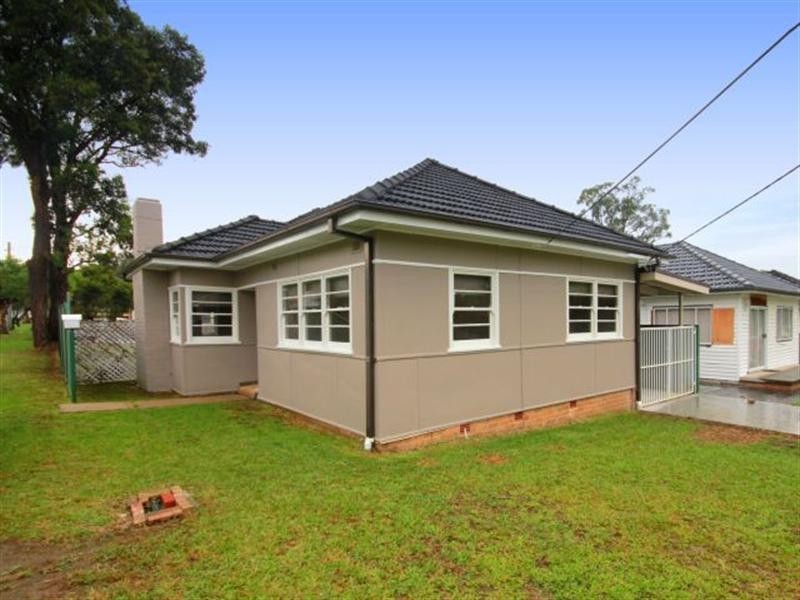 81 Roberston Road, Bass Hill NSW 2197