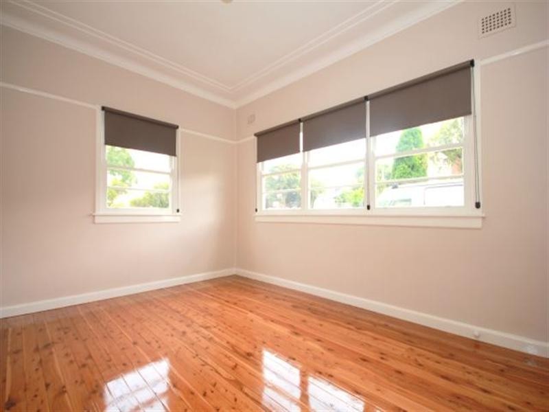 81 Roberston Road, Bass Hill NSW 2197