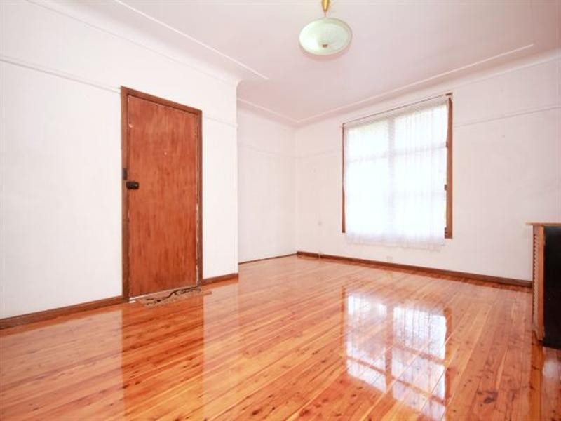 20 Saurine Street, Bankstown NSW 2200