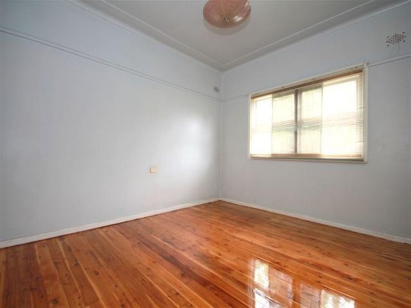 20 Saurine Street, Bankstown NSW 2200