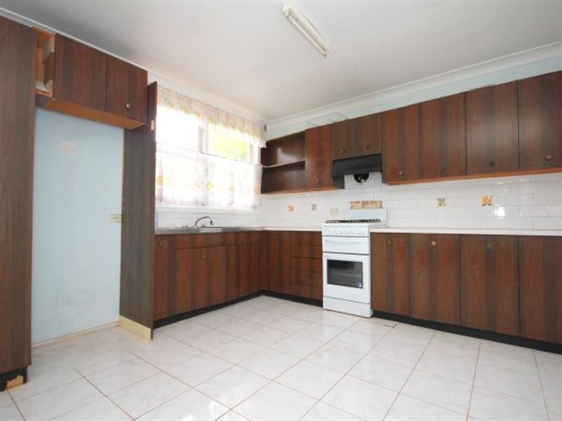 20 Saurine Street, Bankstown NSW 2200