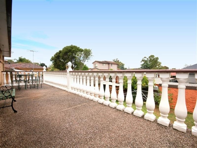 7 Parer Avenue, Condell Park NSW 2200