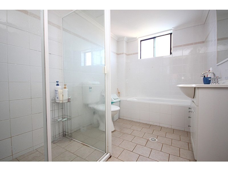 15/21-27 Weigand Avenue, Bankstown NSW 2200