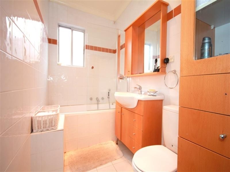 24 William Street, Condell Park NSW 2200