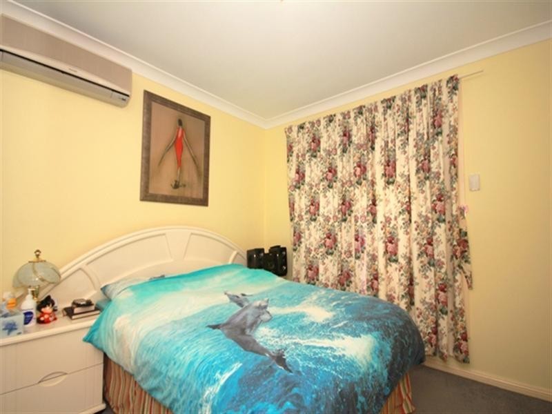 2/121 Brunker Road, Yagoona NSW 2199