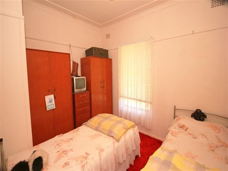 24 Waruda Street, Yagoona NSW 2199