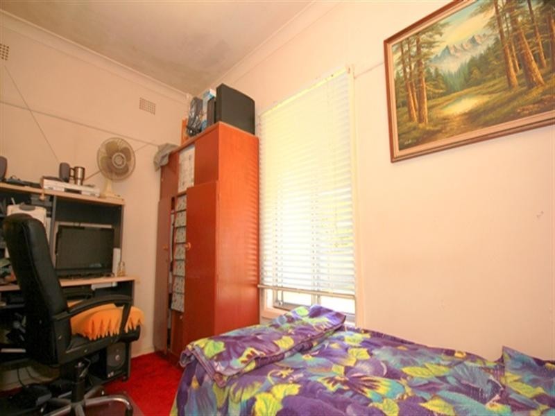 24 Waruda Street, Yagoona NSW 2199