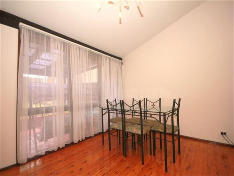 2/133 Edgar Street, Condell Park NSW 2200