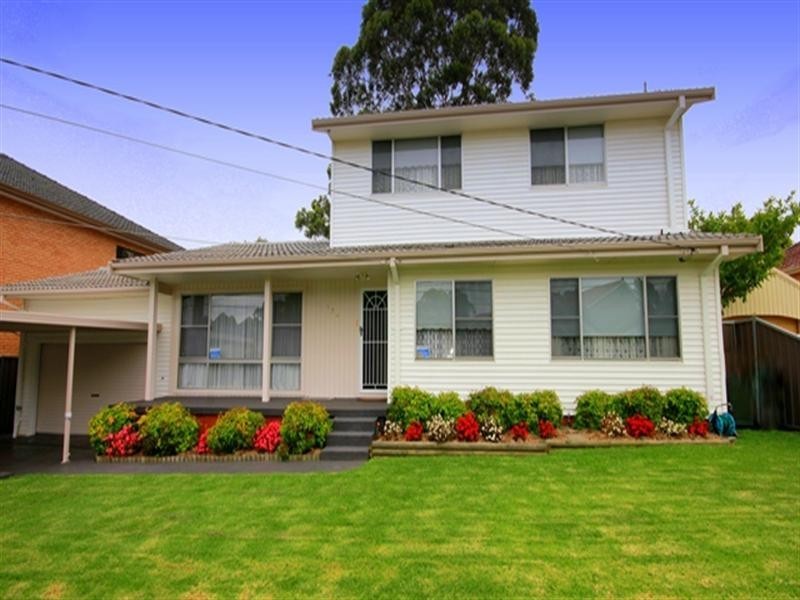 114 Rex Road, Georges Hall NSW 2198