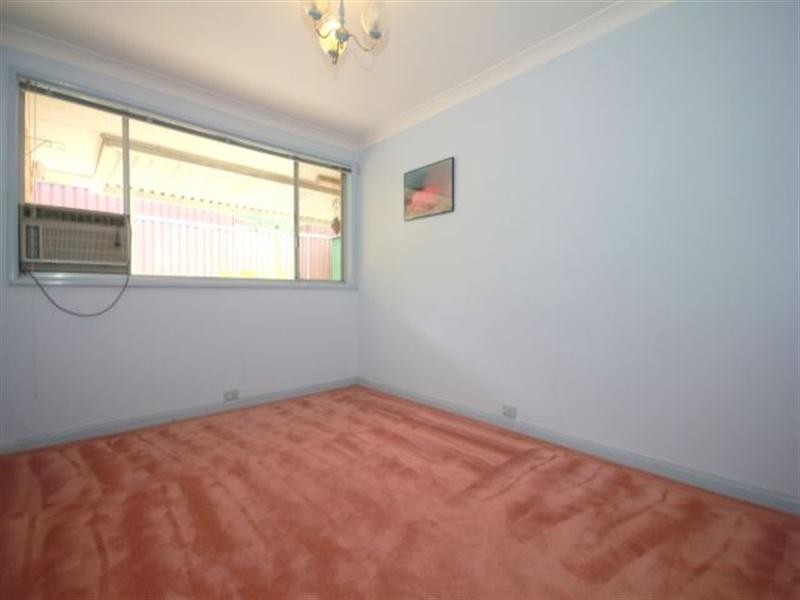 19 Talinga Avenue, Georges Hall NSW 2198