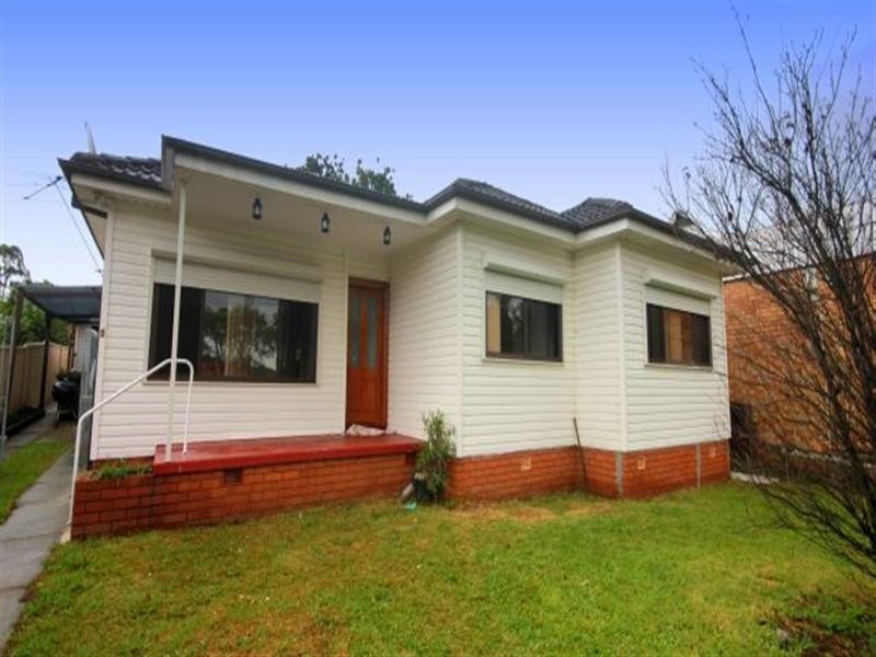 5 Adeline Street, Bass Hill NSW 2197