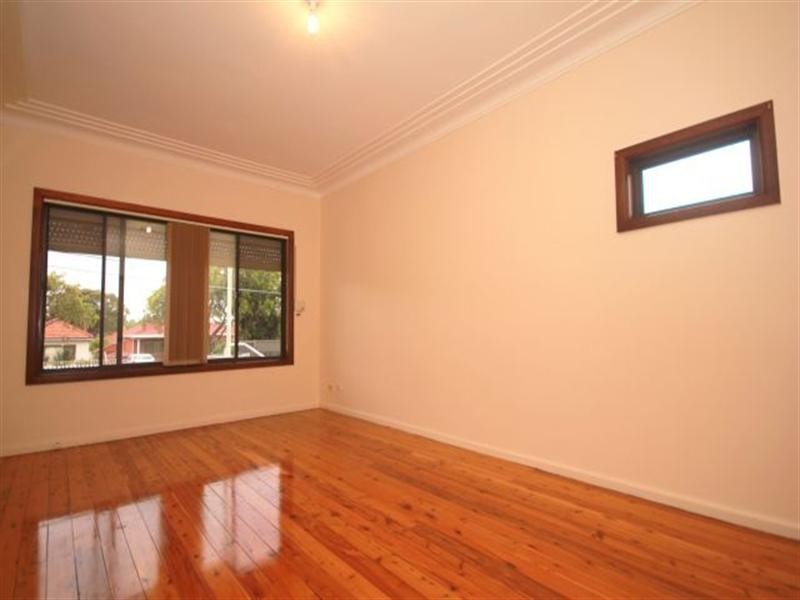 5 Adeline Street, Bass Hill NSW 2197