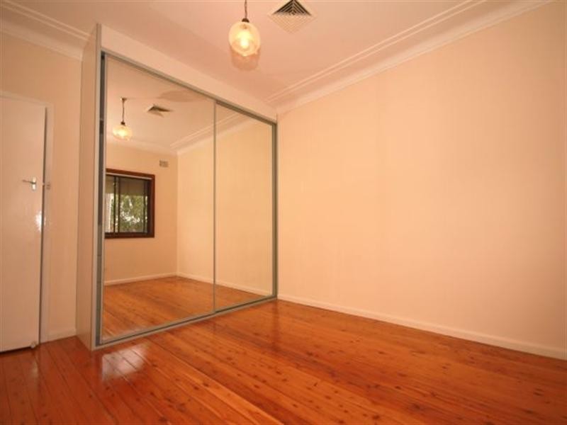 5 Adeline Street, Bass Hill NSW 2197