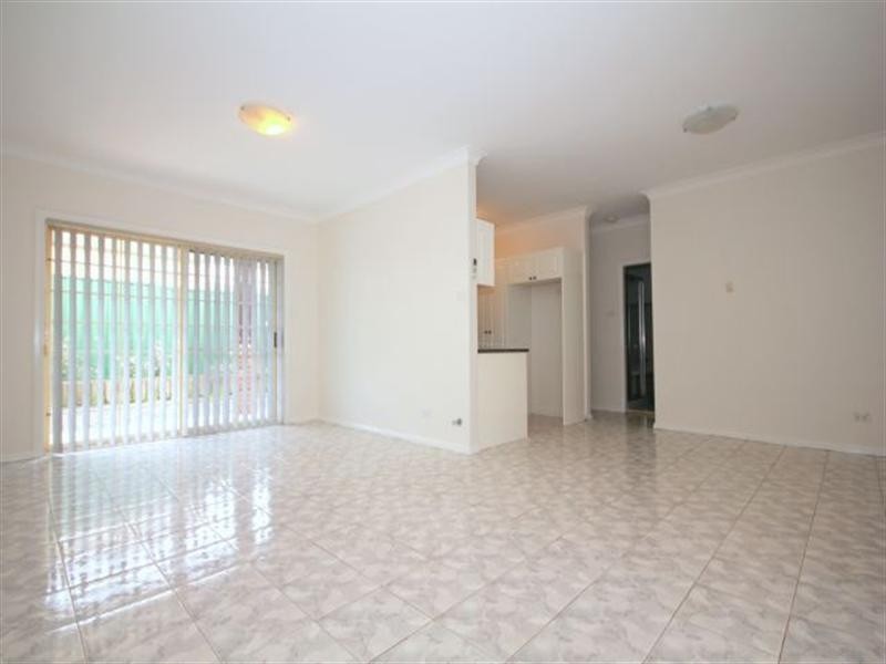 2/34 Hunter Street, Condell Park NSW 2200