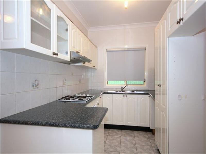 2/34 Hunter Street, Condell Park NSW 2200