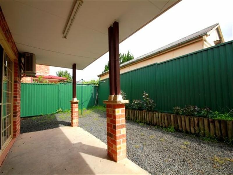 2/34 Hunter Street, Condell Park NSW 2200